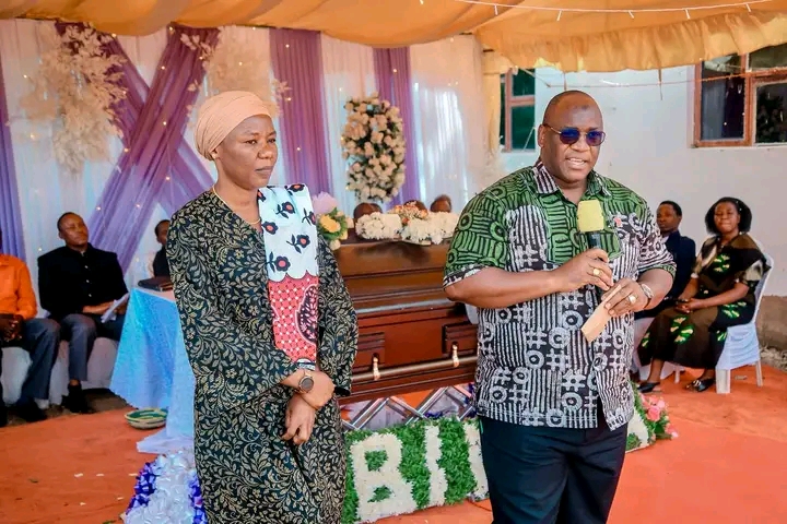 RC MTANDA AONGOZA MAZISHI YA MAMA MZAZI WA MKUU WA IDARA YA MIUNDOMBINU MWANZA